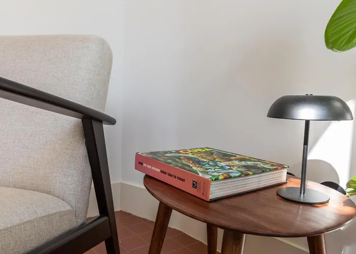 Alvalade 58 - Charming 2 Bedroom Apartment With Ac Near The Airport And City Center