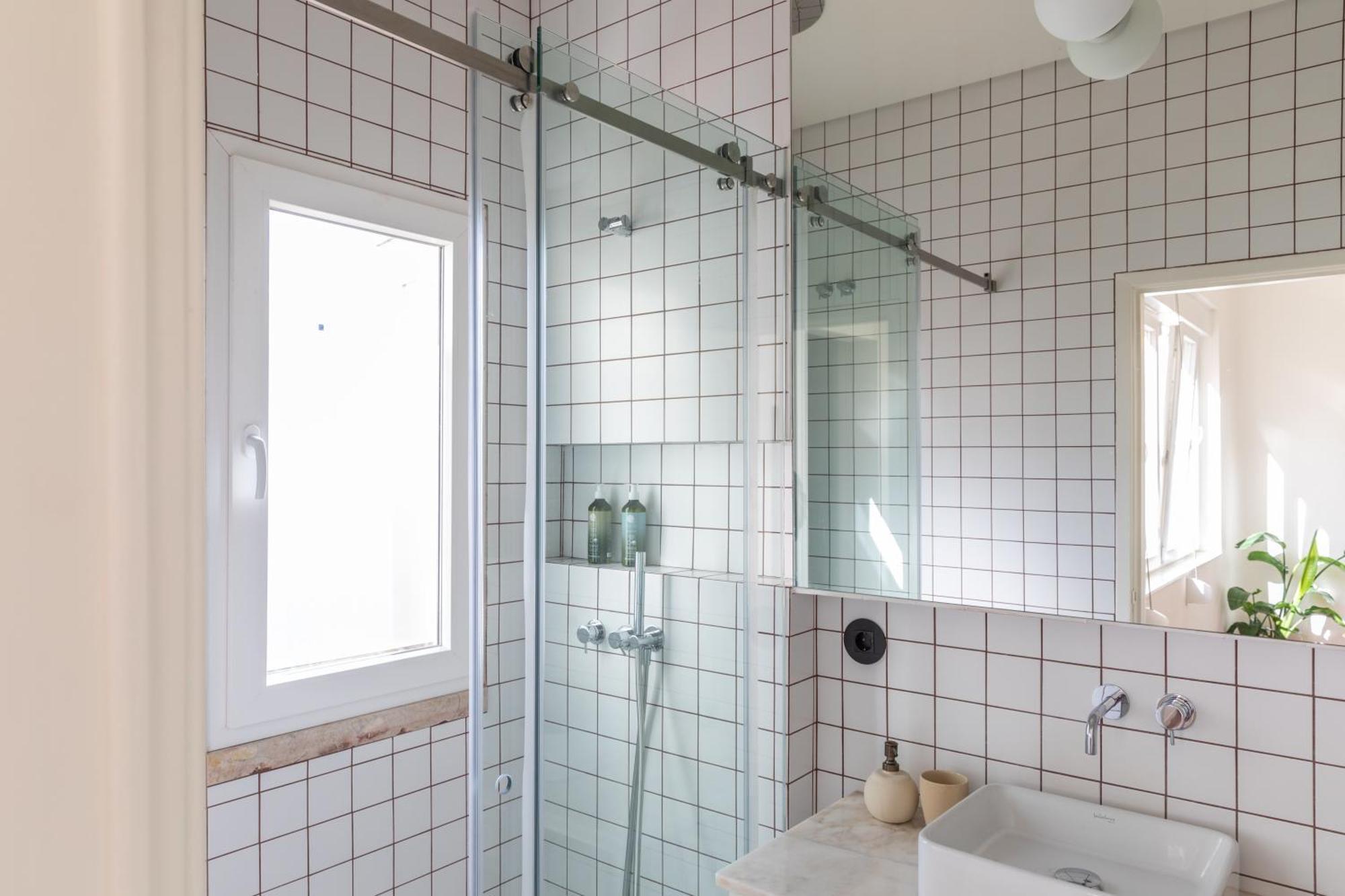 Apartamento Alvalade 58 - Charming 2 Bedroom With Ac Near The Airport And Center